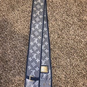 Authentic Louis Vuitton Bandeau